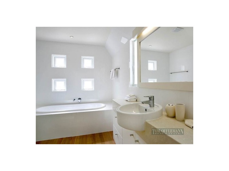 17 The Esplanade, Sunshine Beach QLD 4567