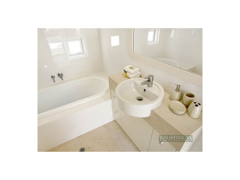 17 The Esplanade, Sunshine Beach QLD 4567