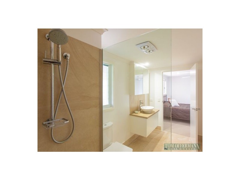 5 Bowsprit Place, Sunrise Beach QLD 4567