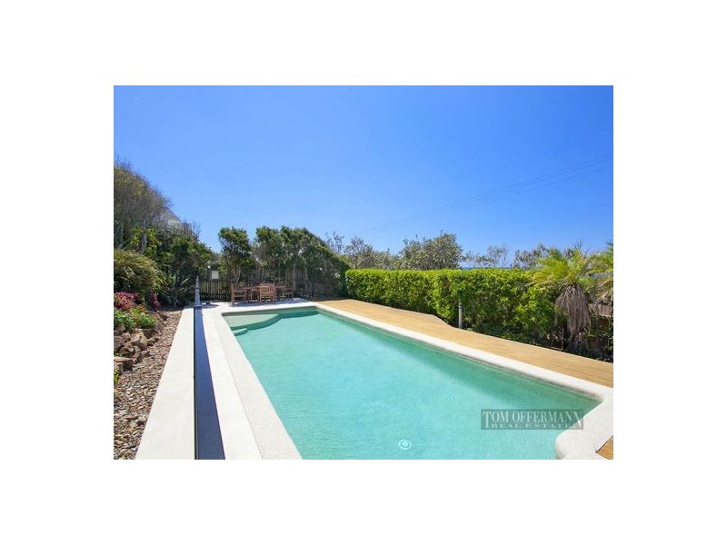 12 Tropicana Rise, Castaways Beach QLD 4567