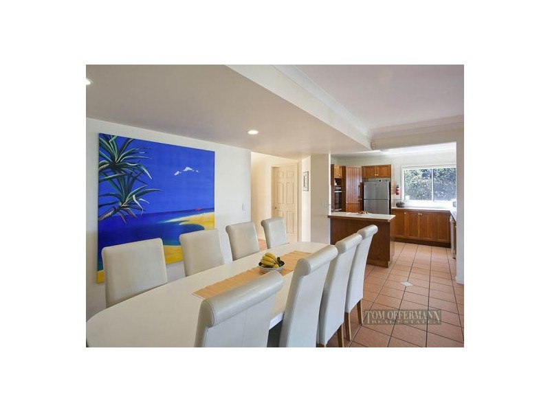 12 Tropicana Rise, Castaways Beach QLD 4567