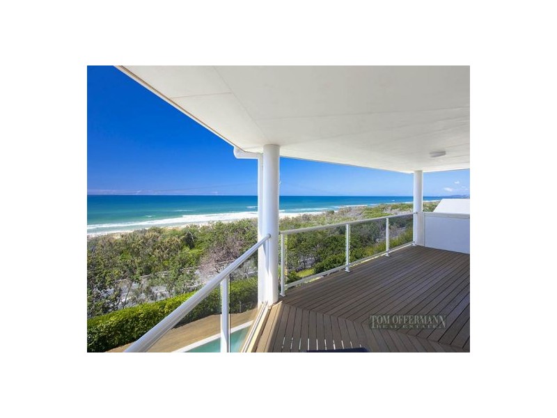 12 Tropicana Rise, Castaways Beach QLD 4567