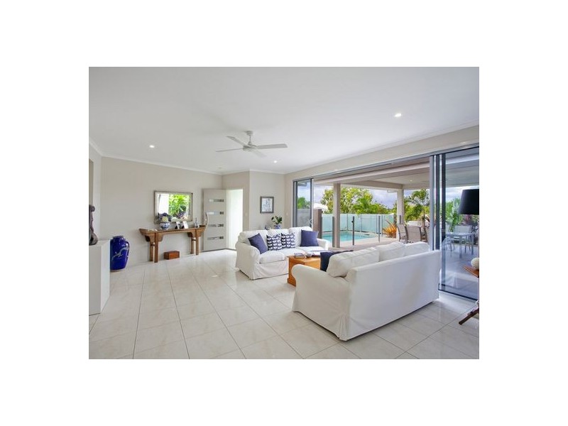 13 Treasure Cove, Noosaville QLD 4566