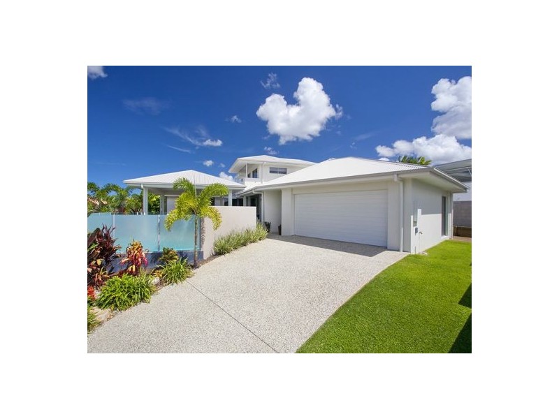 13 Treasure Cove, Noosaville QLD 4566