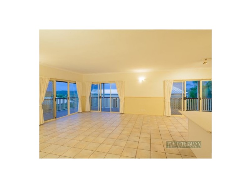 47 Southern Cross Parade, Sunrise Beach QLD 4567