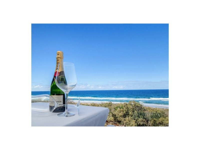 5/7 Tingira Crescent, Sunrise Beach QLD 4567