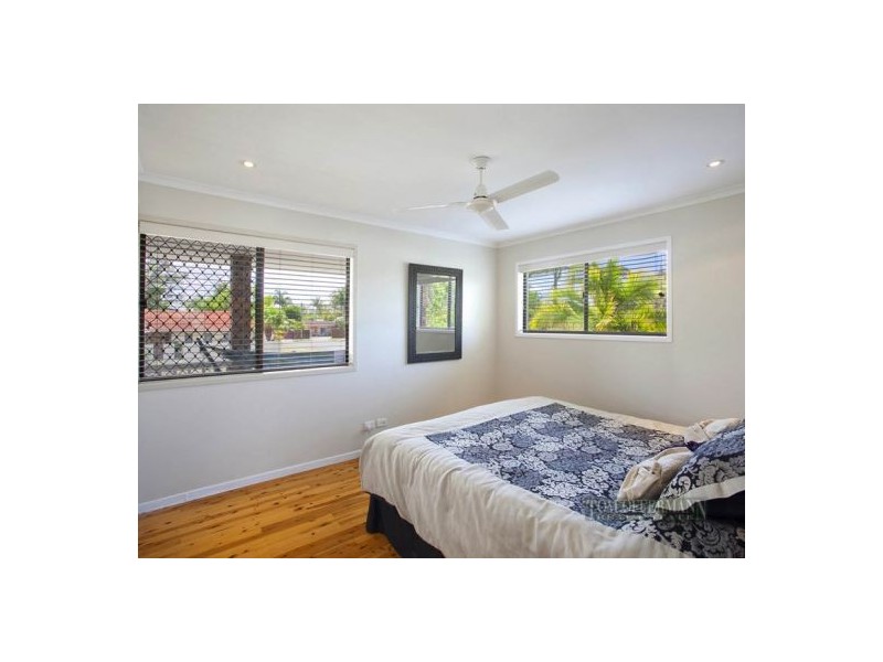 24 Coreen Ave, Tewantin QLD 4565