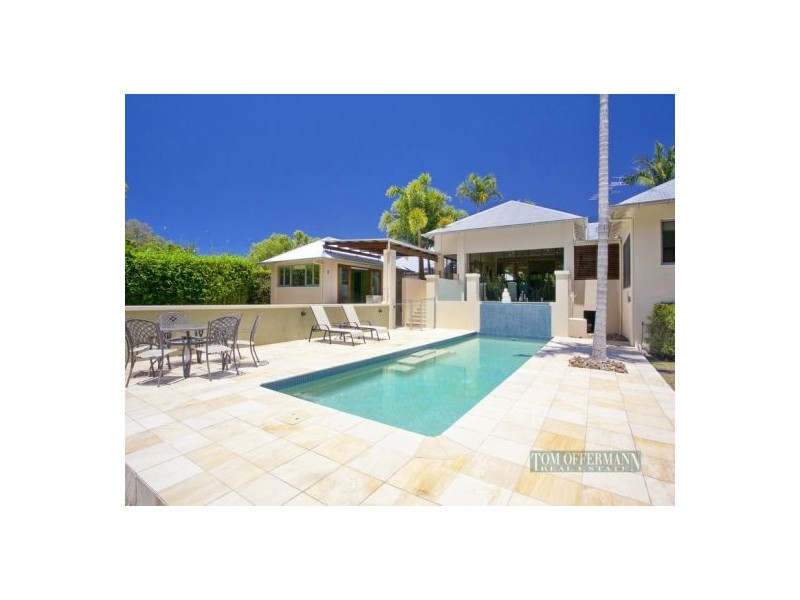 8 Habitat Pl, Noosa Heads QLD 4567