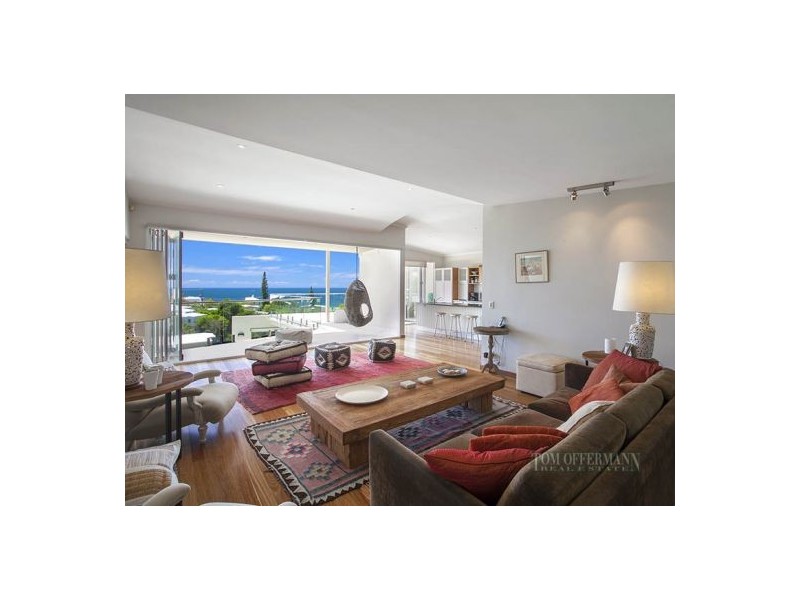 7 Surfside Ct, Sunshine Beach QLD 4567
