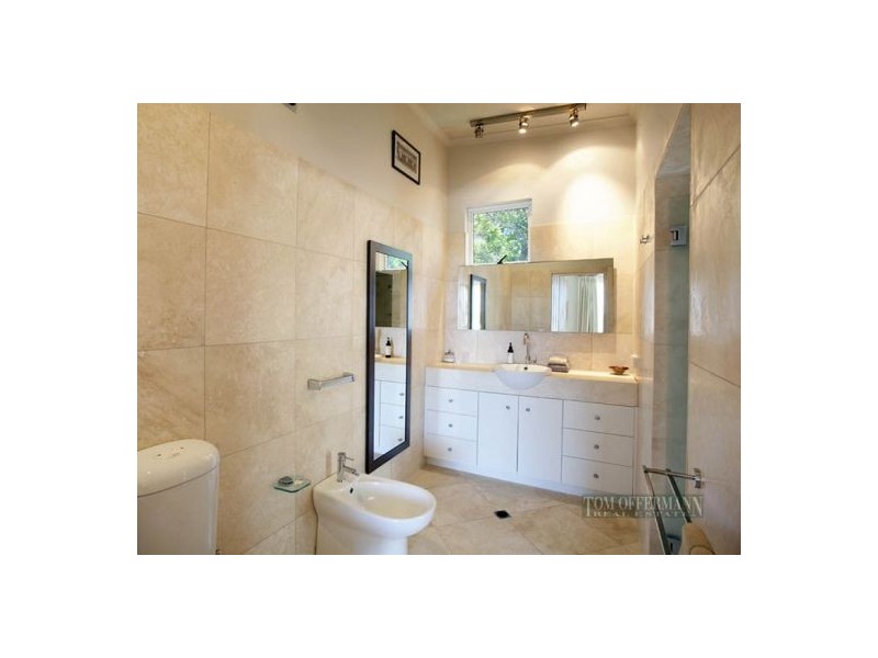 7 Surfside Ct, Sunshine Beach QLD 4567