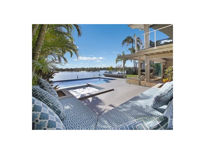 70 Noosa Parade, Noosa Heads QLD 4567