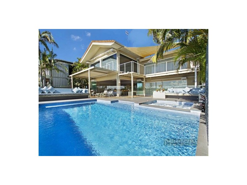 70 Noosa Parade, Noosa Heads QLD 4567