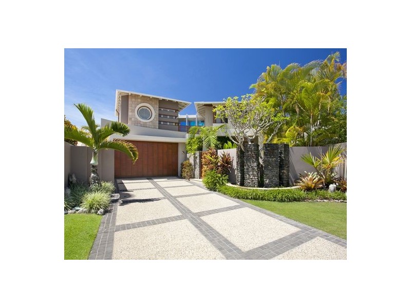 18 Topsails Place, Noosa Waters QLD 4566