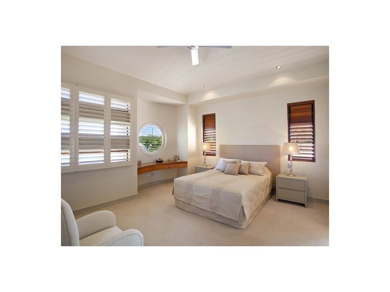 18 Topsails Place, Noosa Waters QLD 4566