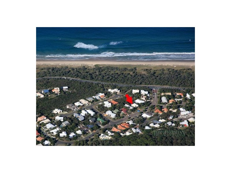 8 Driftwood Drive, Castaways Beach QLD 4567