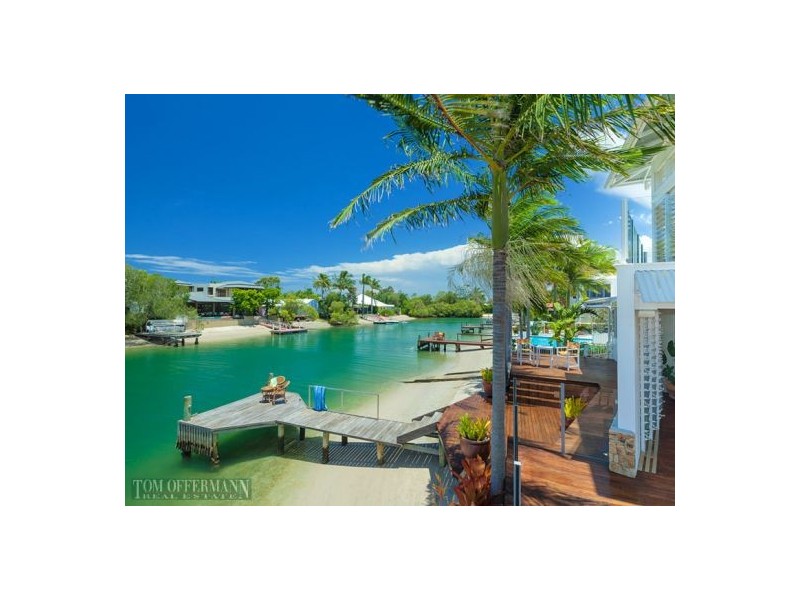 105 Noosa Parade, Noosaville QLD 4566