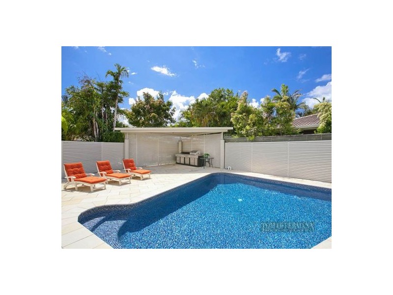 24 Dolphin Cres, Noosaville QLD 4566