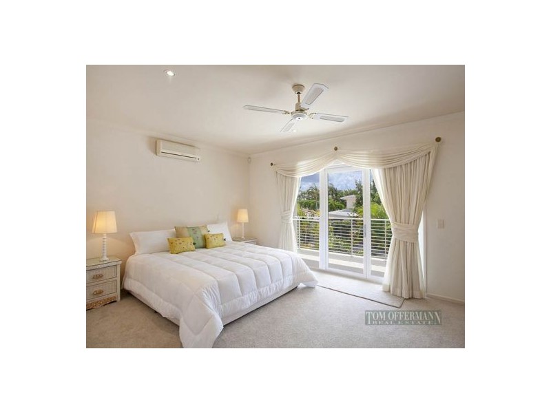 24 Dolphin Cres, Noosaville QLD 4566