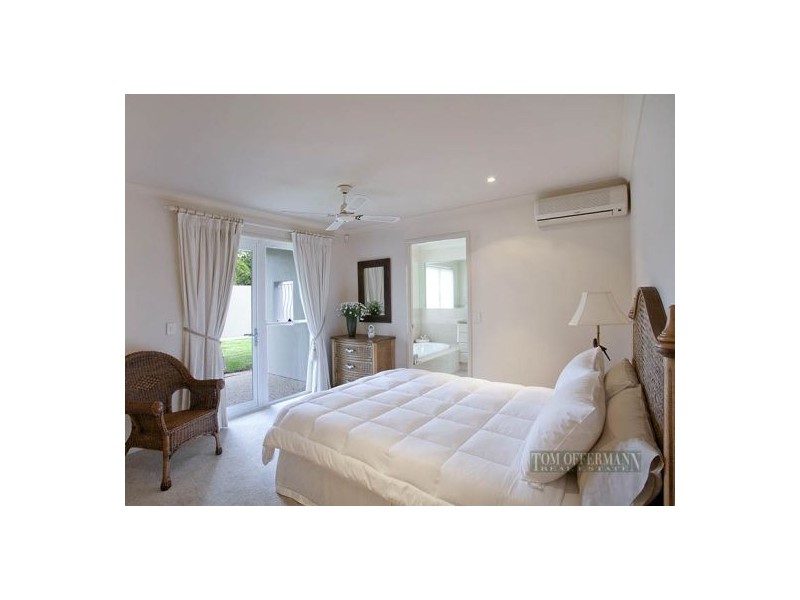 24 Dolphin Cres, Noosaville QLD 4566