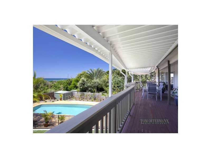 3 Crusoe Ct, Castaways Beach QLD 4567