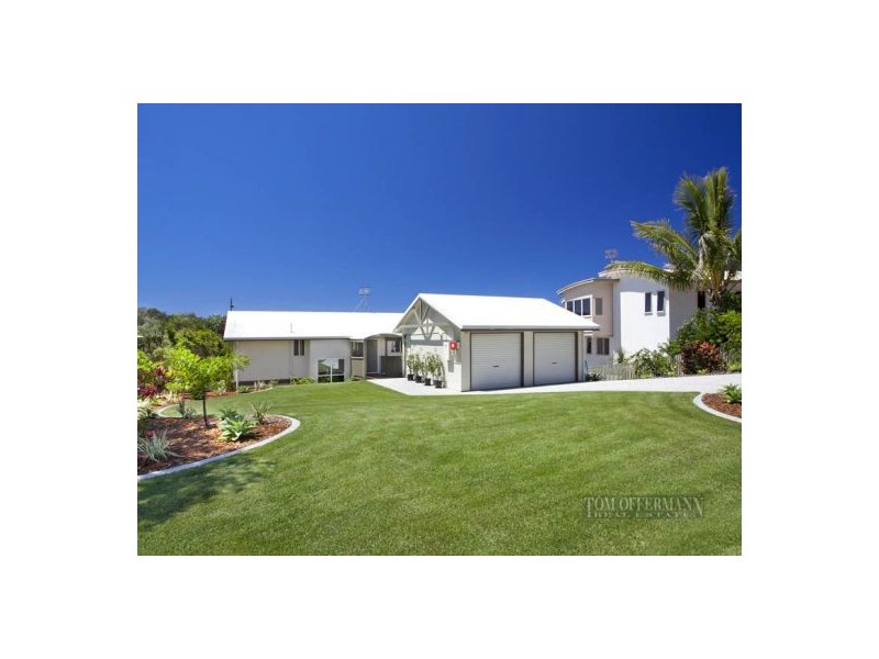 3 Crusoe Ct, Castaways Beach QLD 4567