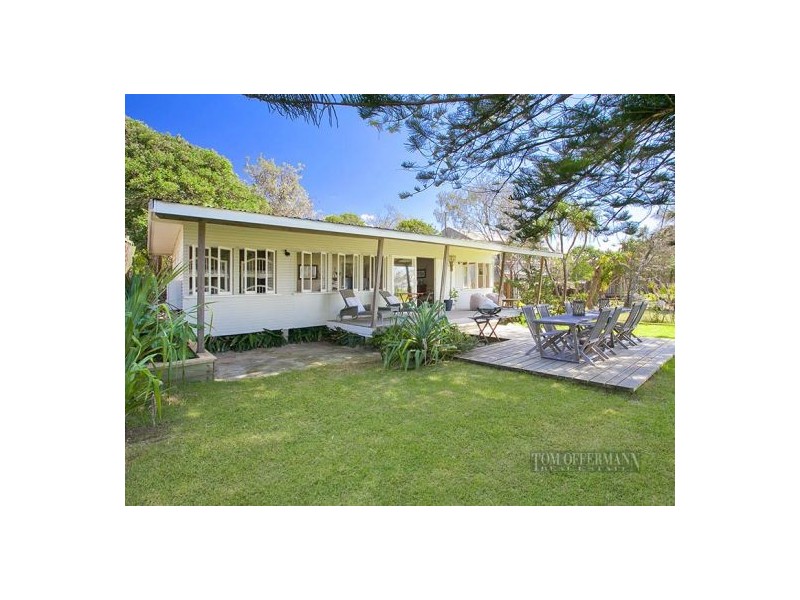 48 Esplanade, Noosa North Shore QLD 4565