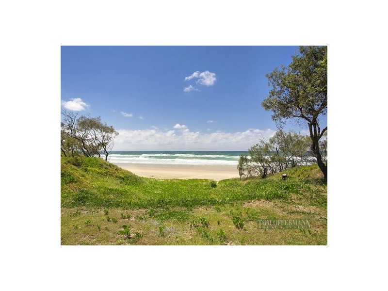 48 Esplanade, Noosa North Shore QLD 4565