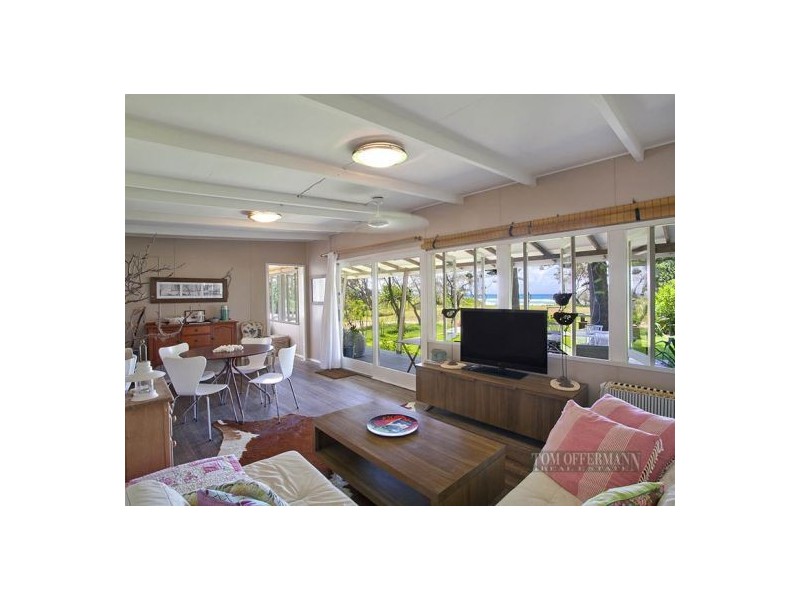 48 Esplanade, Noosa North Shore QLD 4565