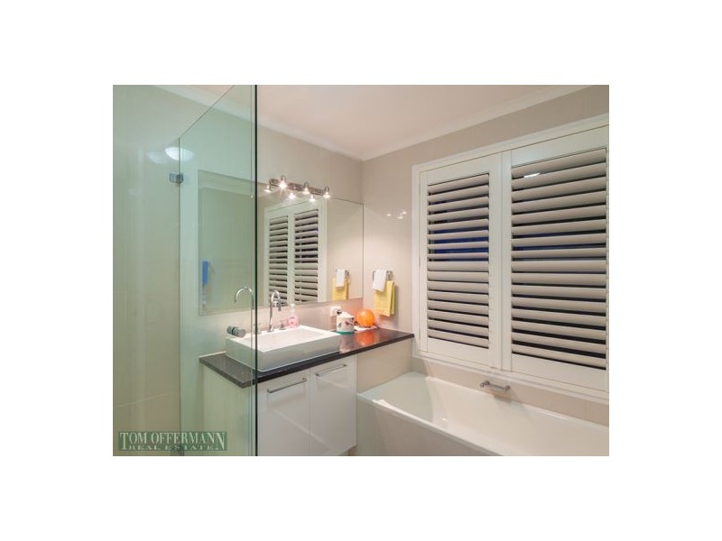 5 Corona St, Sunshine Beach QLD 4567