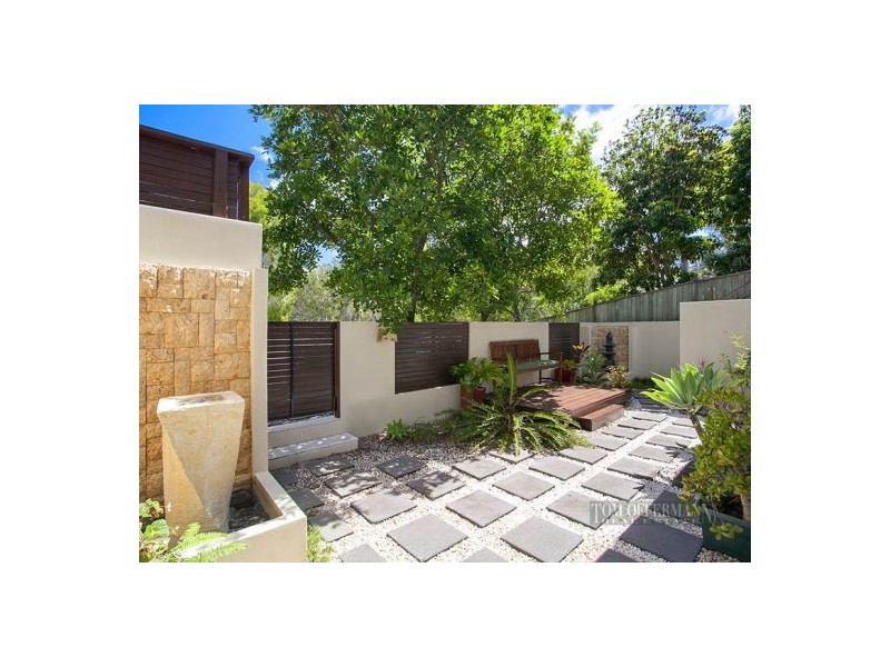 24 Driftwood Drive, Castaways Beach QLD 4567