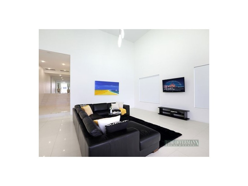 11 Adaluma Ave, Buddina QLD 4575