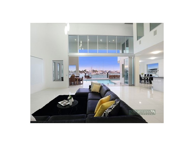 11 Adaluma Ave, Buddina QLD 4575