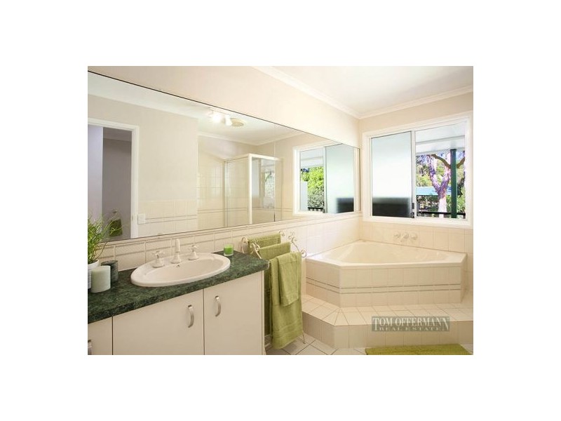 4 Gumdale Court, Noosaville QLD 4566