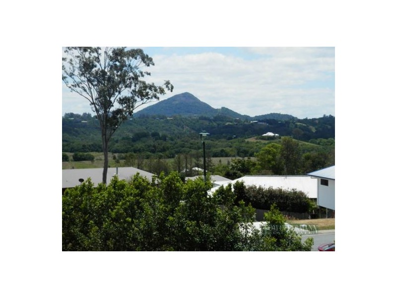 8 Racecourse Rise, Eumundi QLD 4562