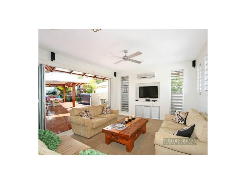 16 Treasure Cove, Noosaville QLD 4566