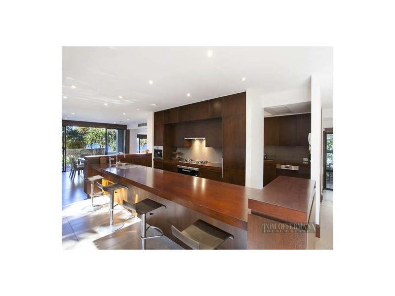 27 The Esplanade, Sunshine Beach QLD 4567