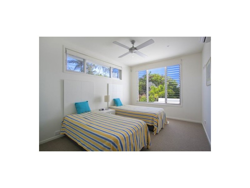 25 Adams St, Sunshine Beach QLD 4567