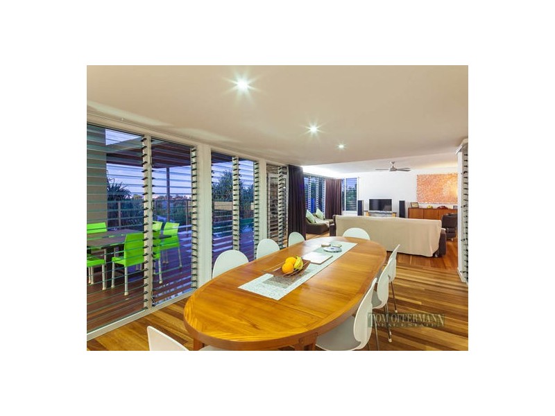 8 Compass Place, Sunrise Beach QLD 4567