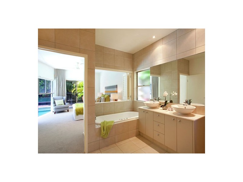 736/61 Noosa Springs Drive, Noosa Springs QLD 4567