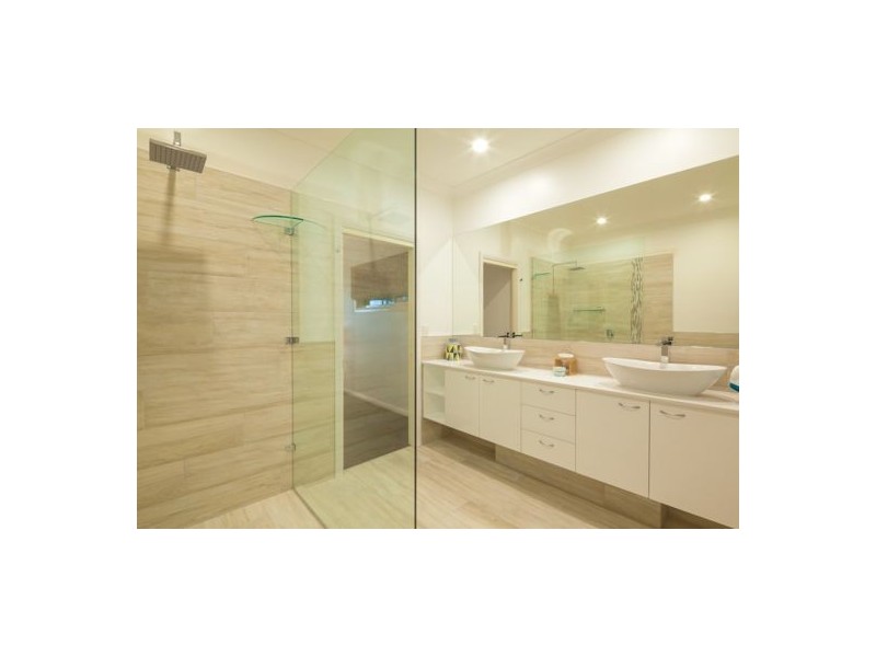 97 Panorama Drive, Doonan QLD 4562