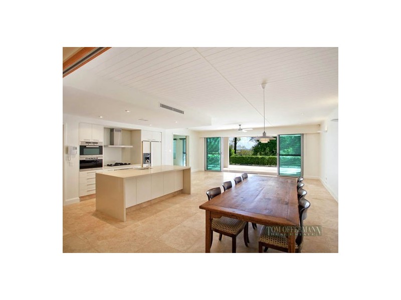 2/6 Serenity Close, Noosa Heads QLD 4567