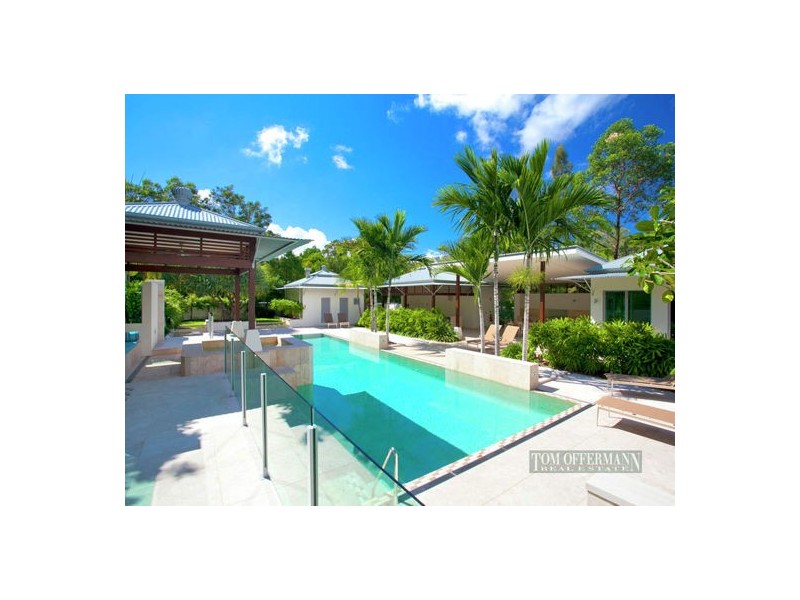 2/6 Serenity Close, Noosa Heads QLD 4567