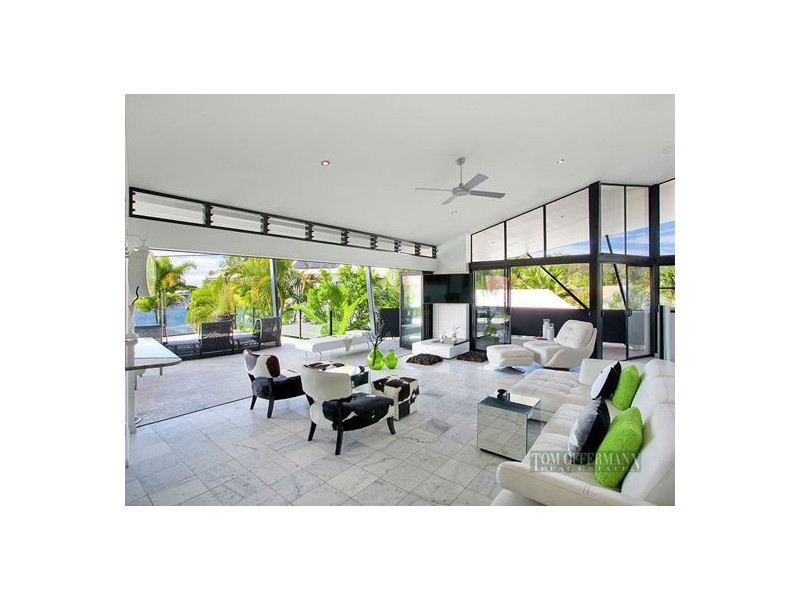 2 The Peninsula, Noosa Waters QLD 4566