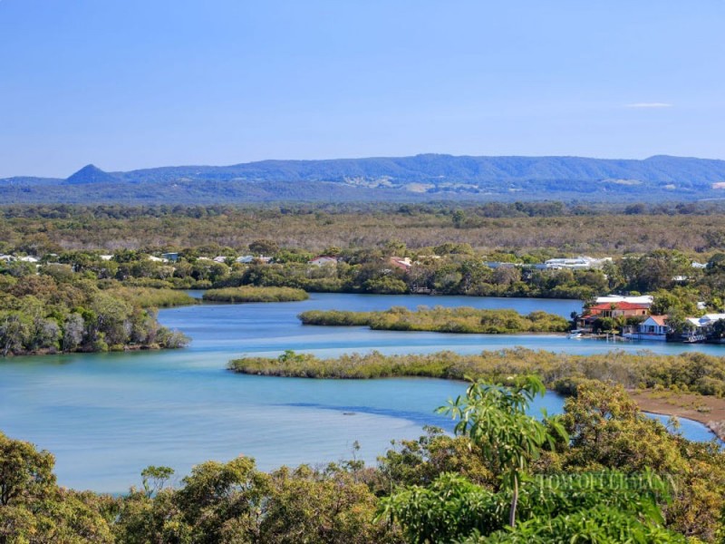 25 Arkana Drive, Noosa Heads QLD 4567