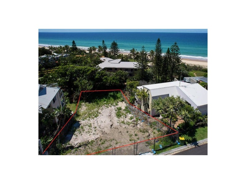 38 Park Cres, Sunshine Beach QLD 4567