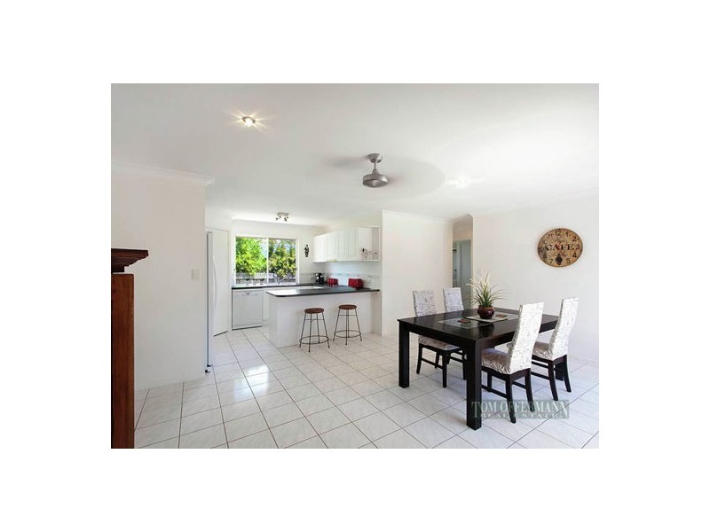 29 Wavecrest Drive, Castaways Beach QLD 4567