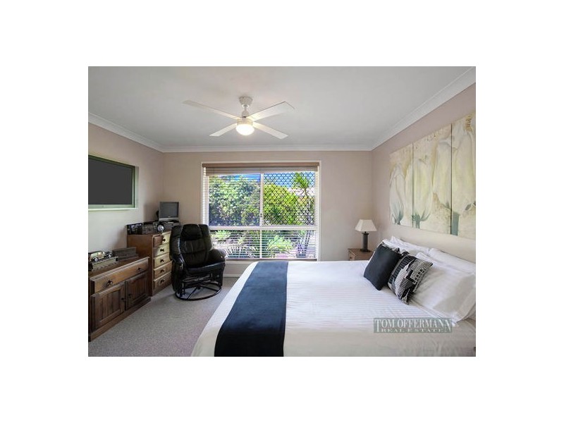 29 Wavecrest Drive, Castaways Beach QLD 4567