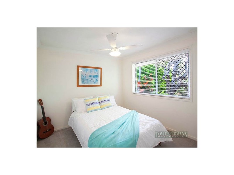 29 Wavecrest Drive, Castaways Beach QLD 4567