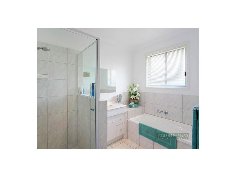 29 Wavecrest Drive, Castaways Beach QLD 4567