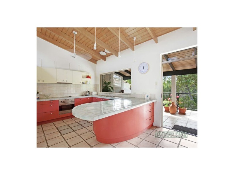 26 Angler St, Noosa Heads QLD 4567